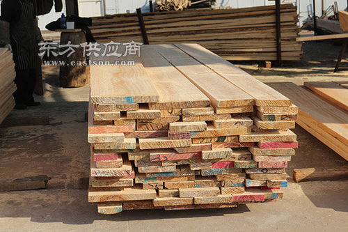 日照联友木材加工厂 多图 苏州我想买辐射松烘干板材哪里卖图片